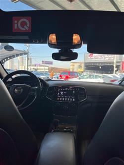 جيب جراند شيروكي